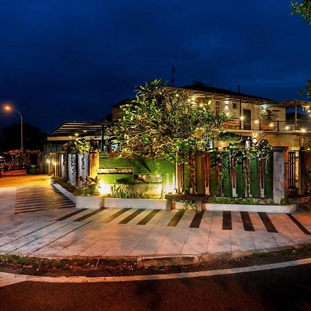 Eco Haus Garden Residential Villa Johor Bahru Exterior photo